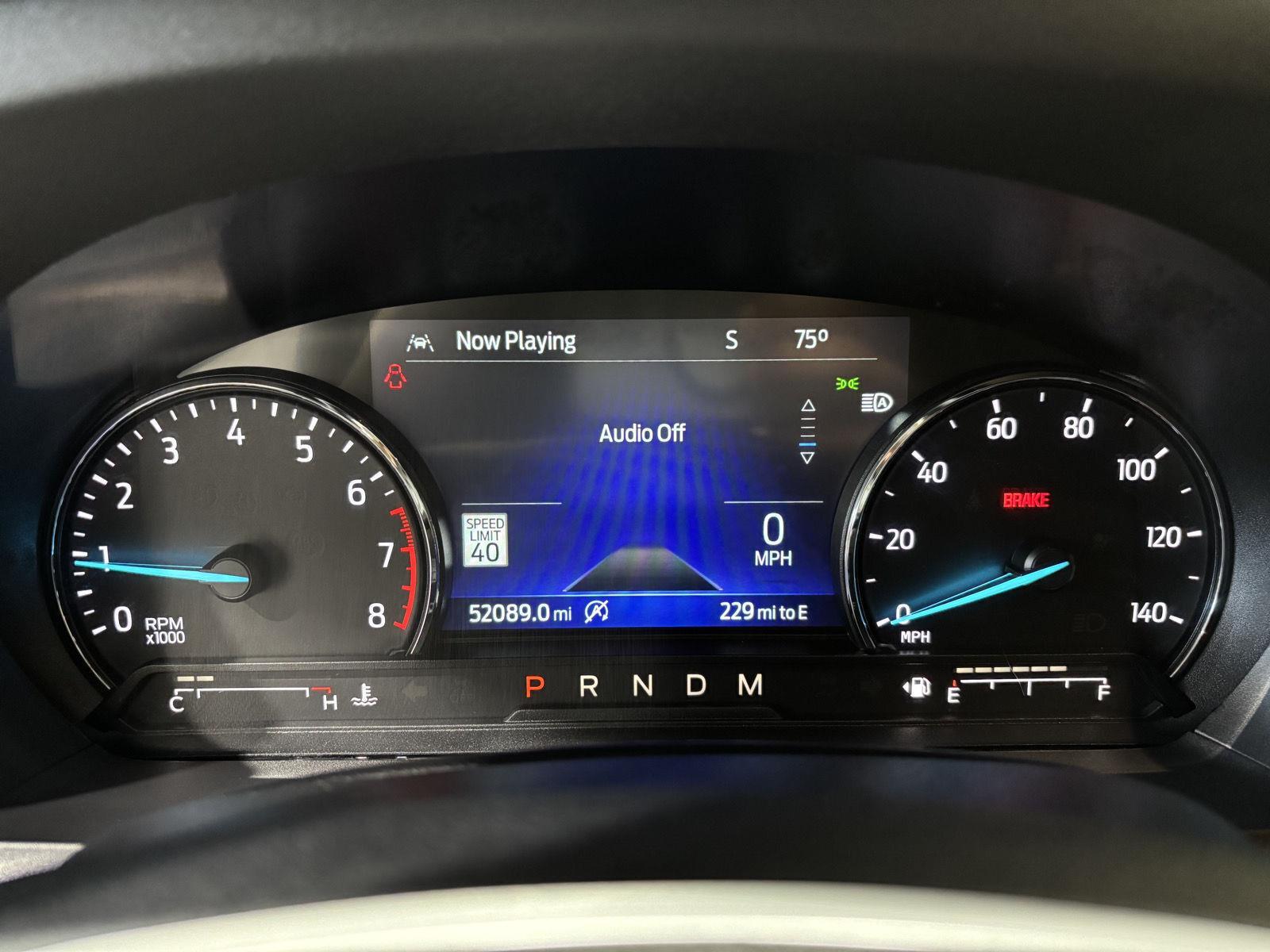 Vehicle photo 3