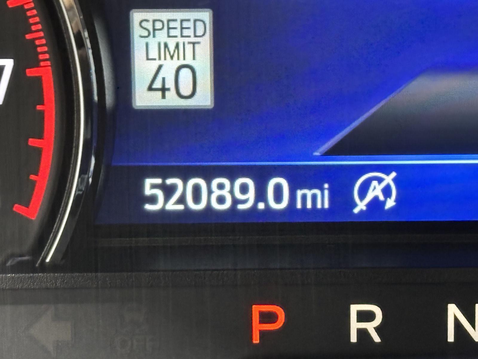 Vehicle photo 4