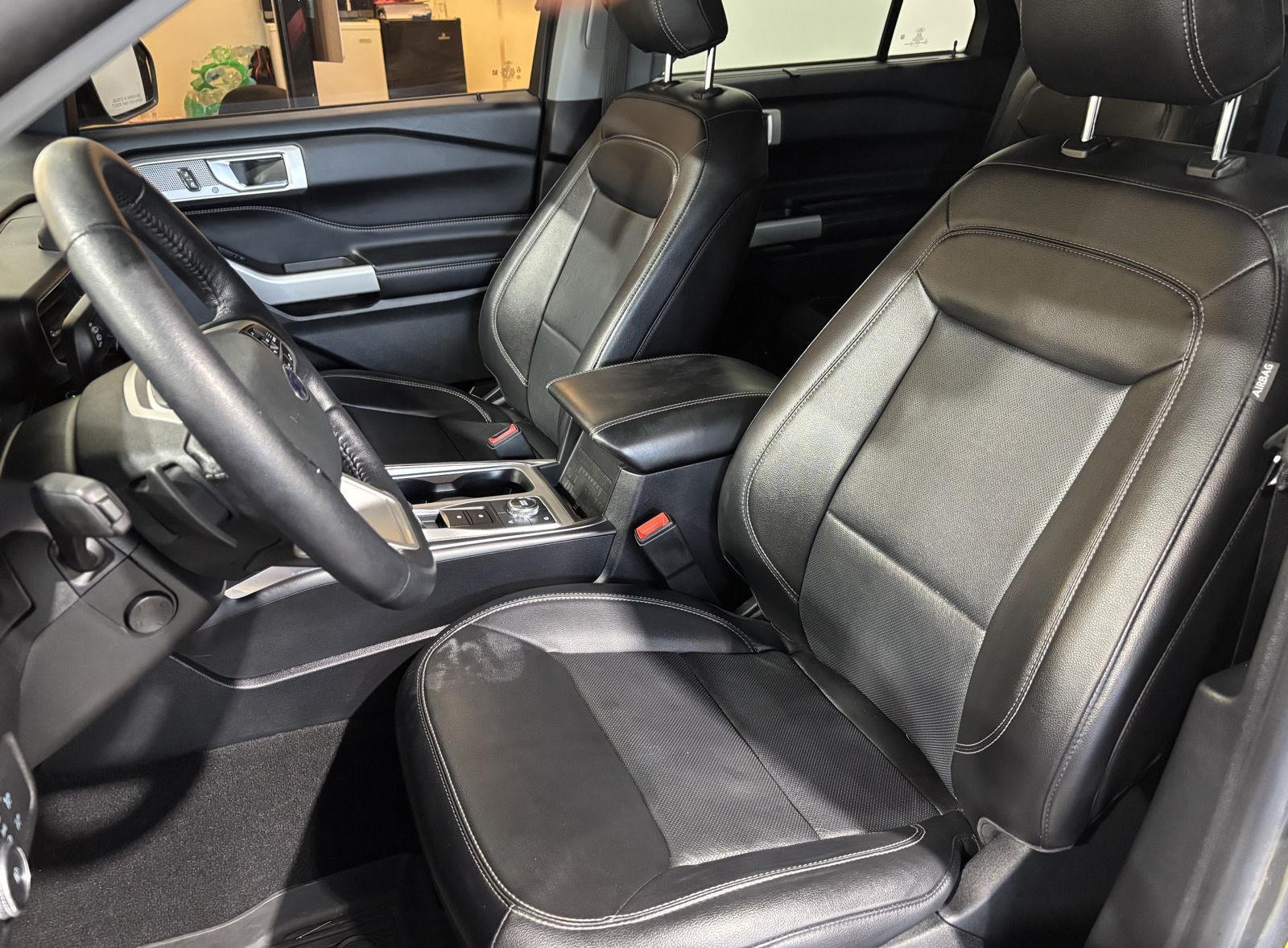 Vehicle photo 21