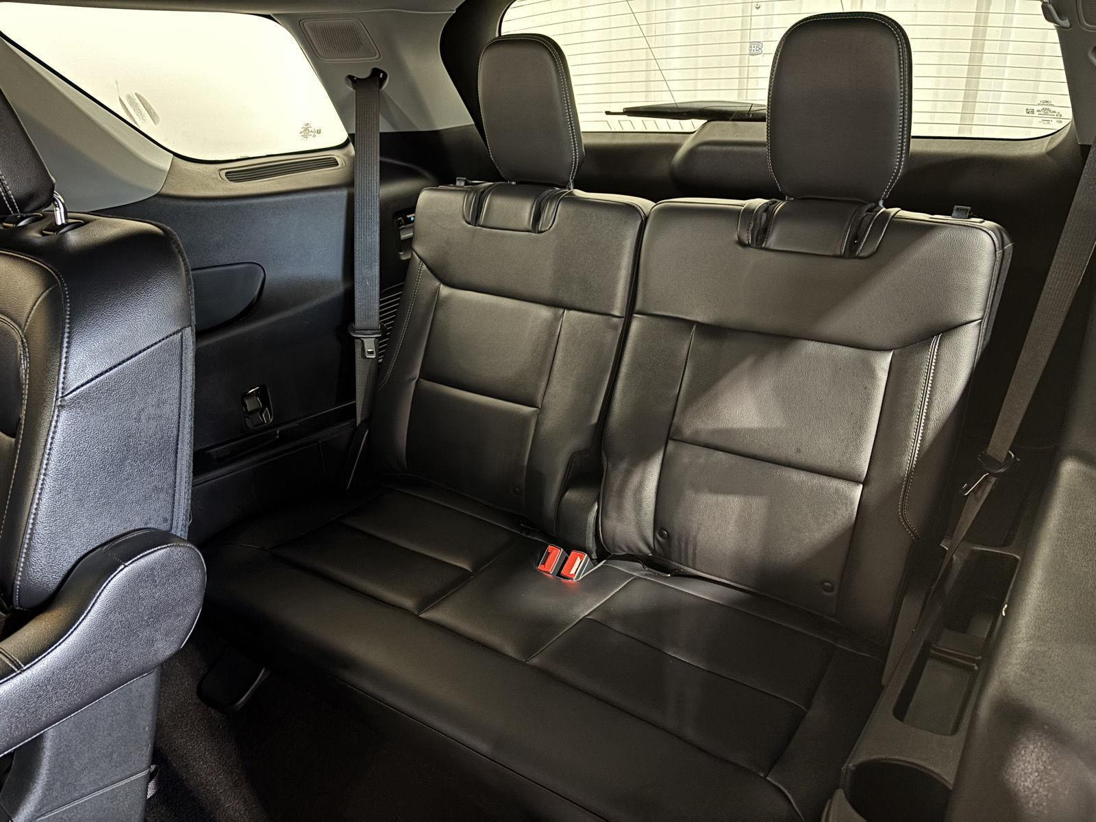 Vehicle photo 36