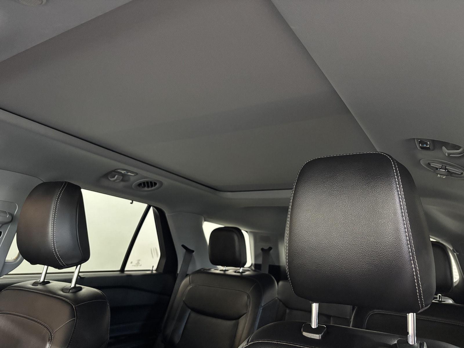 Vehicle photo 38