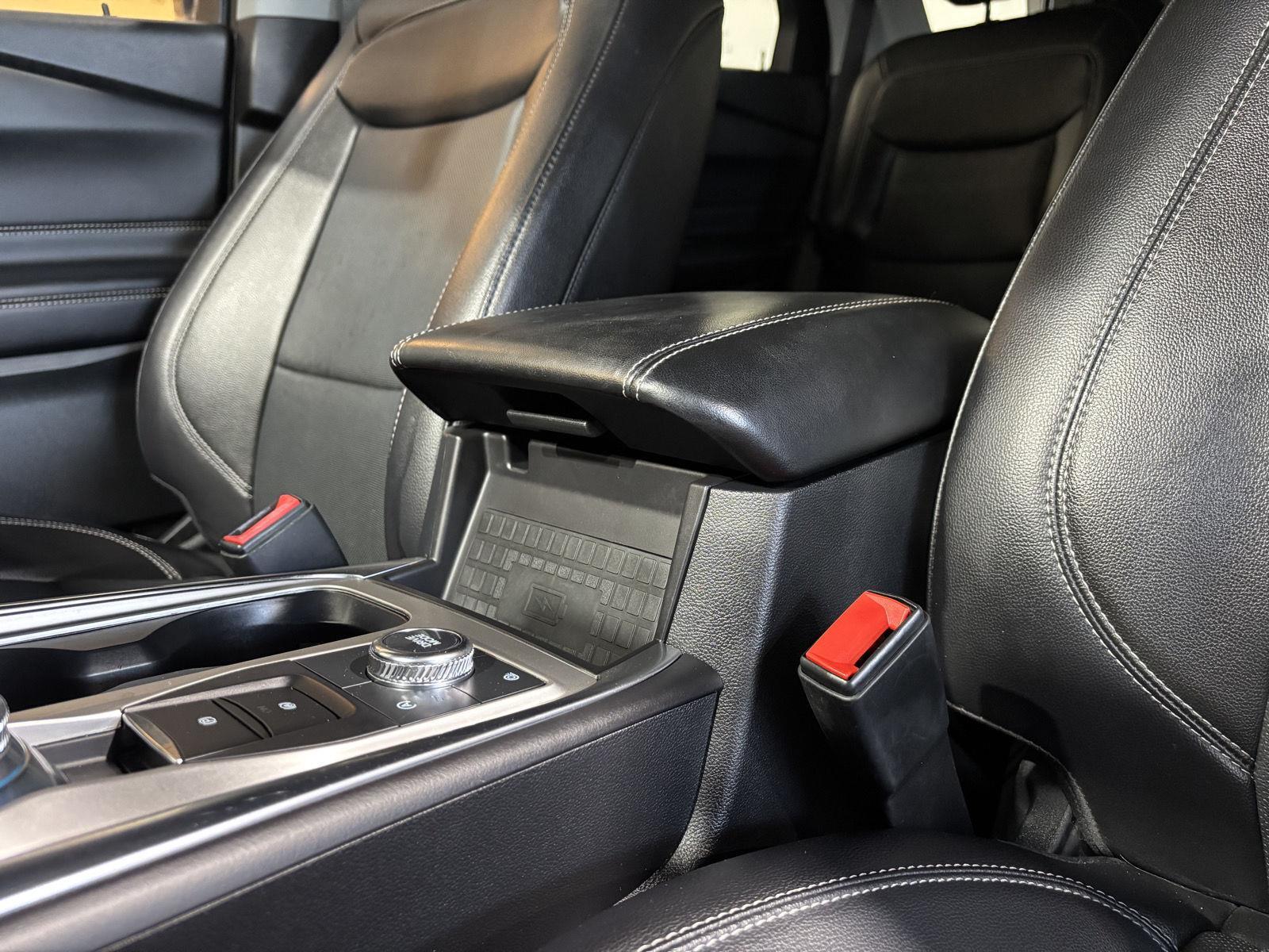 Vehicle photo 40
