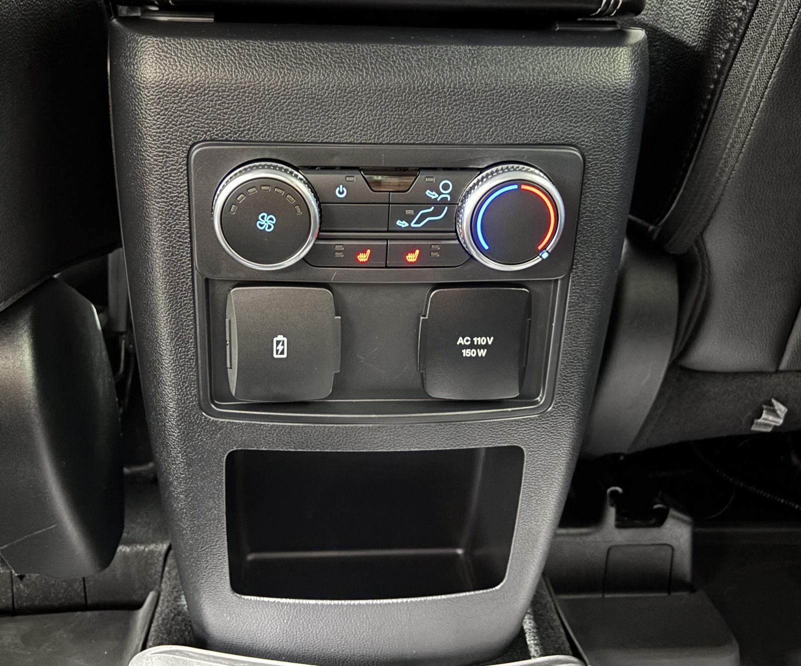 Vehicle photo 41