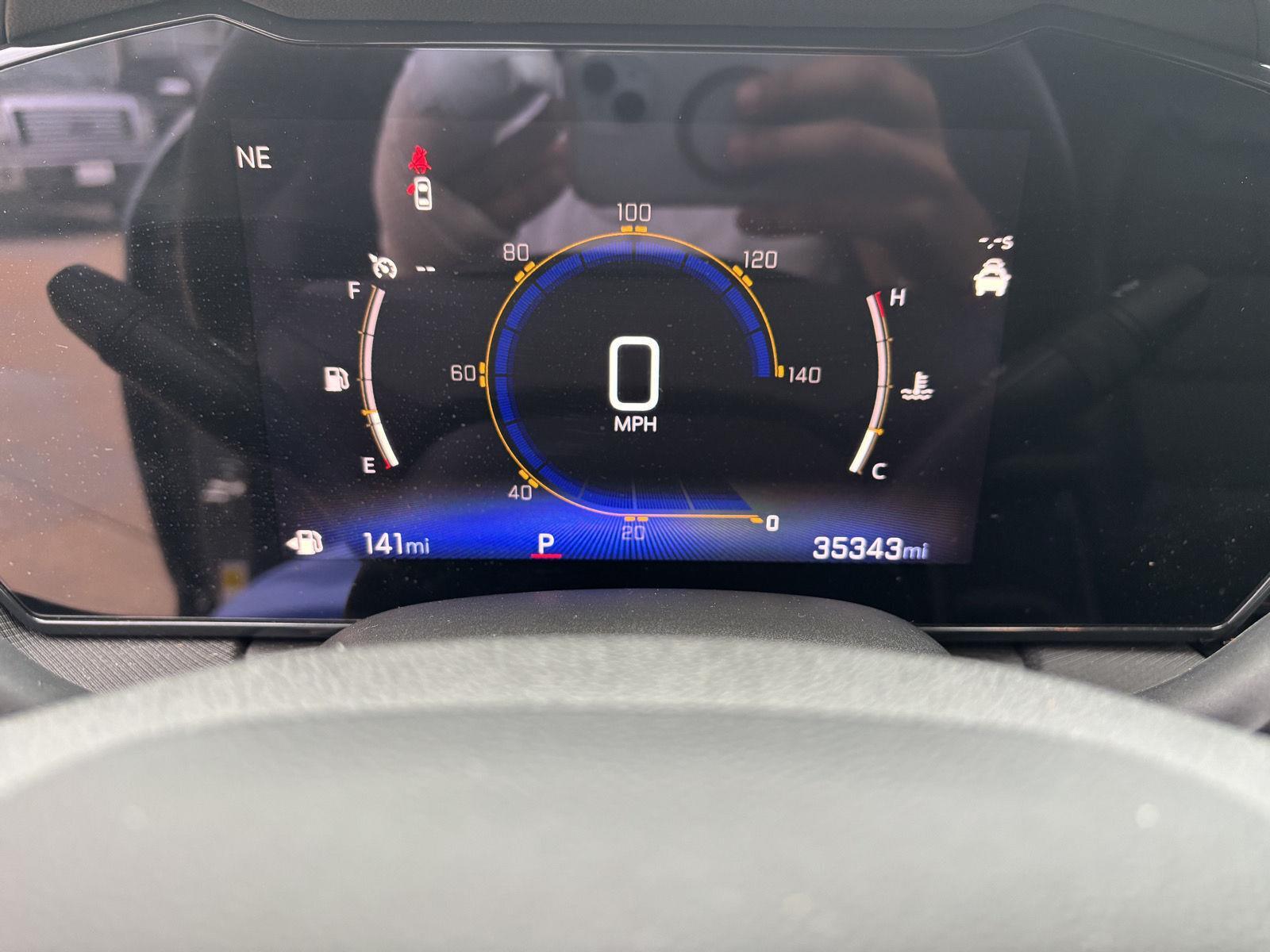 Vehicle photo 3