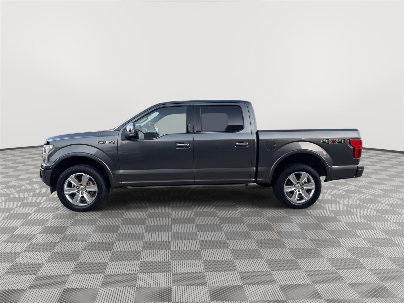 Vehicle photo 2