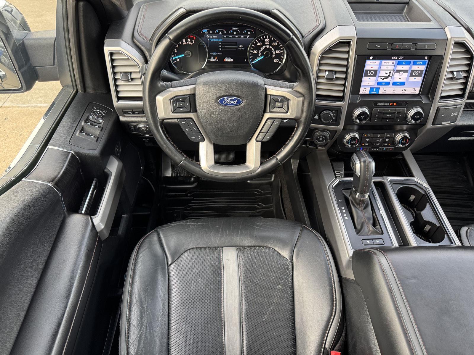 Vehicle photo 37