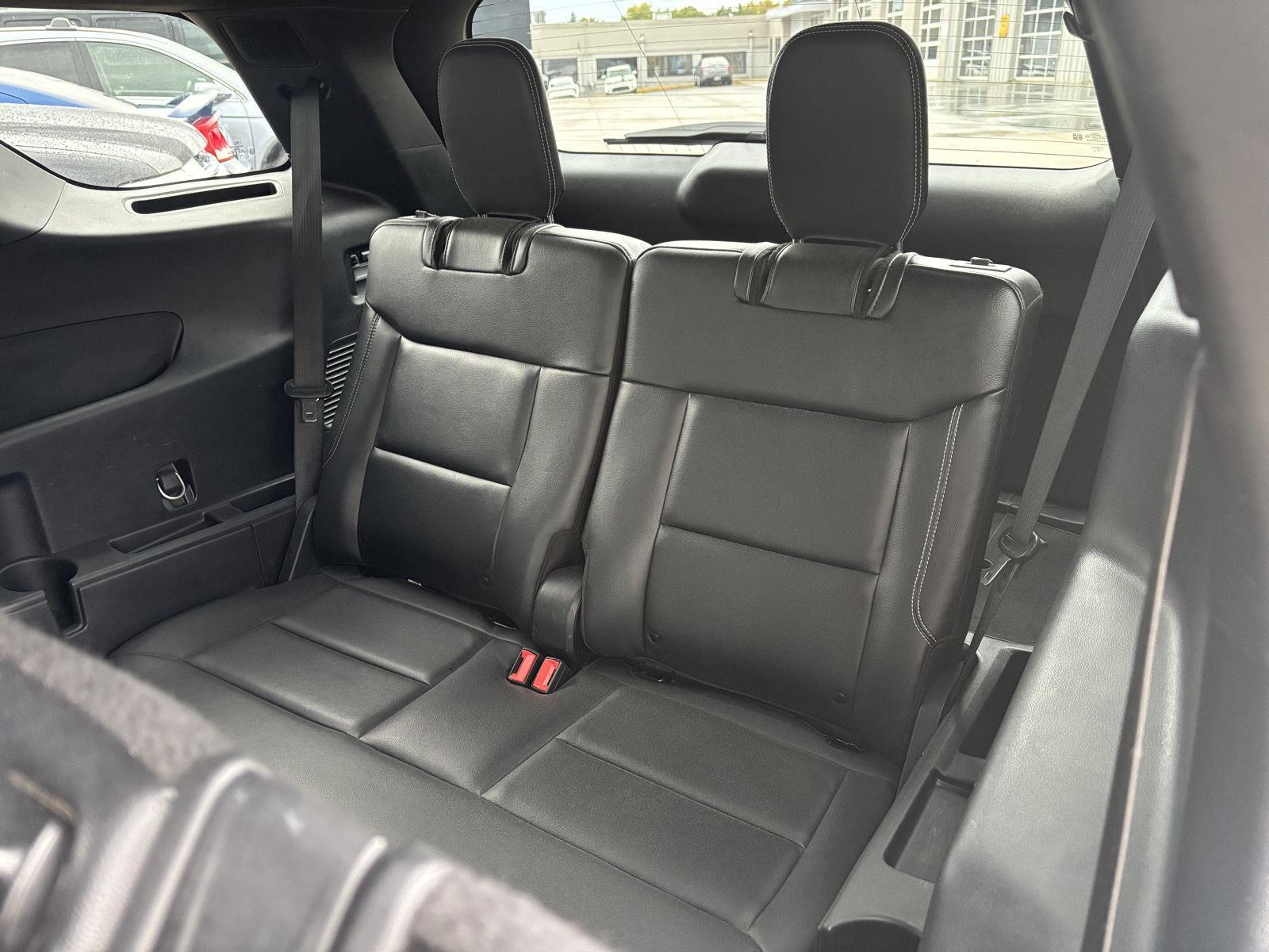 Vehicle photo 33