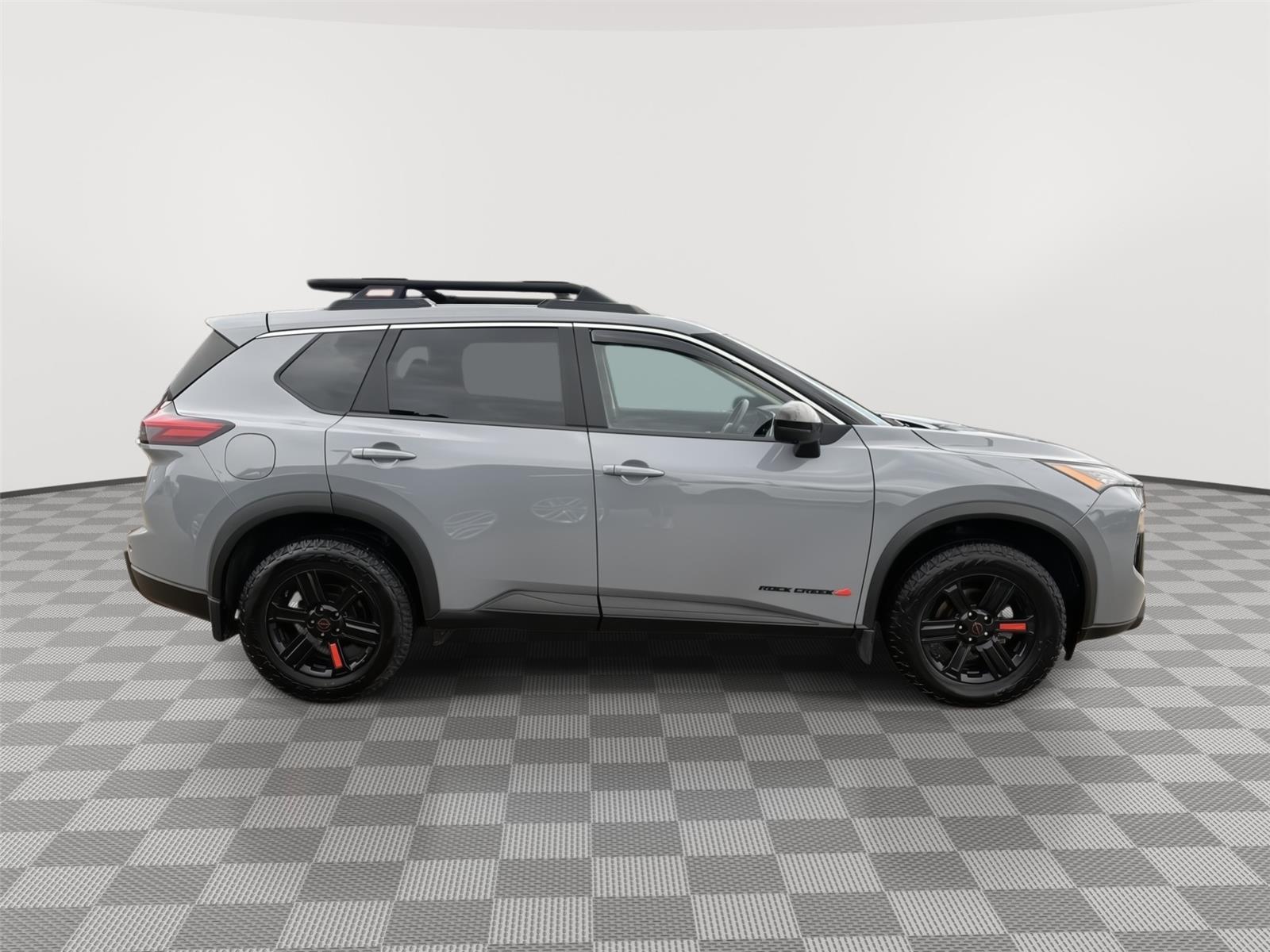 Vehicle photo 7
