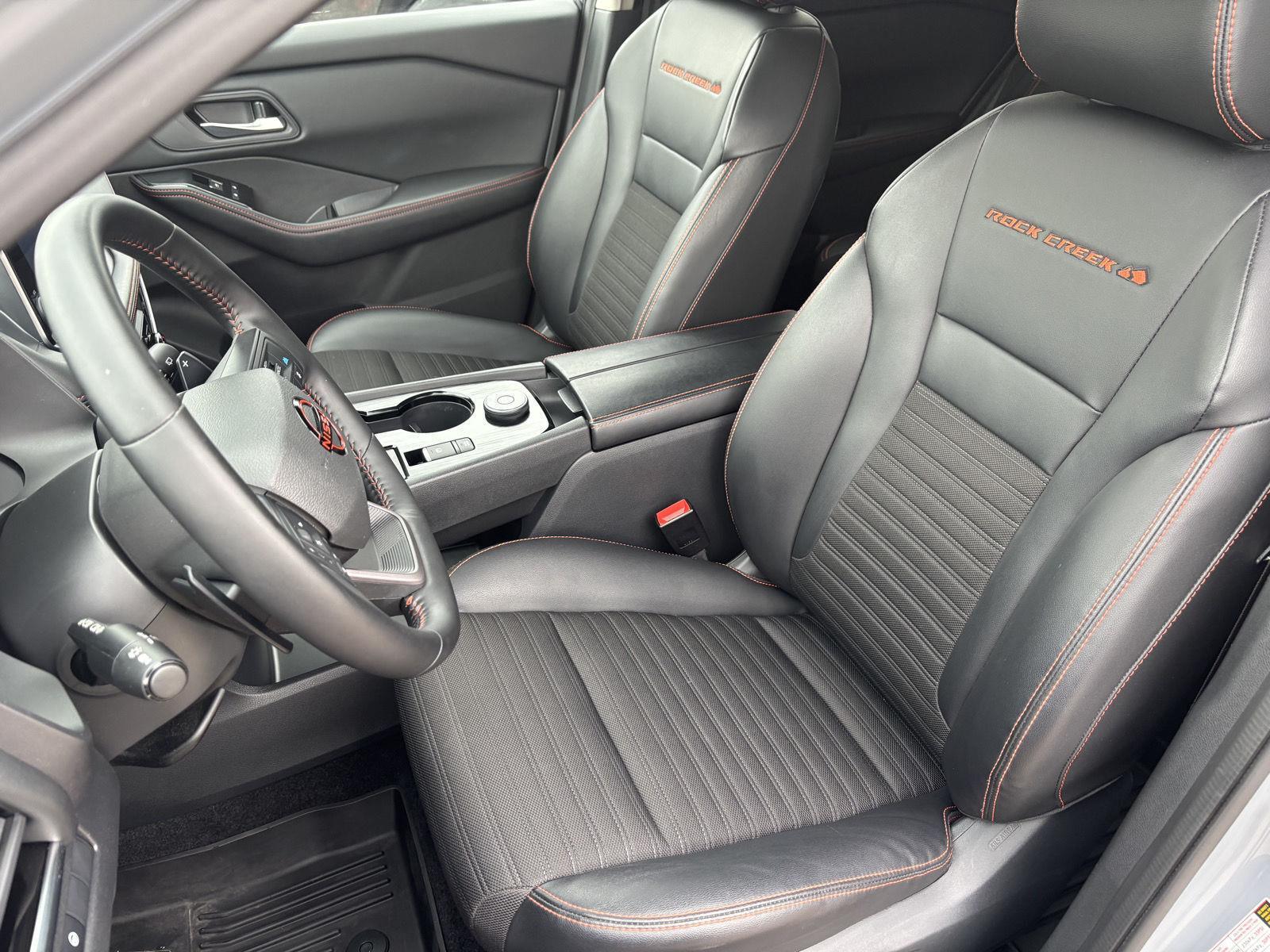 Vehicle photo 20
