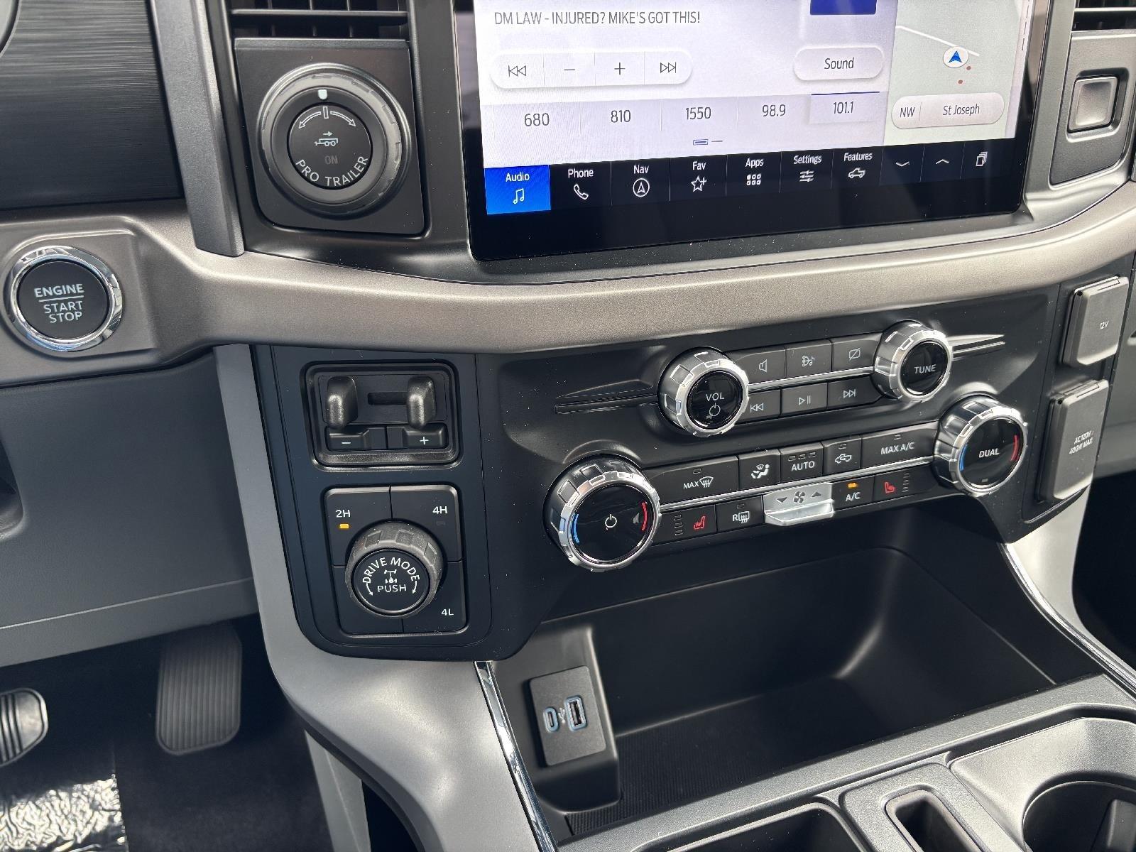 New 2024 Ford F-150 XLT Crew Cab Truck for sale in St. Joseph MO