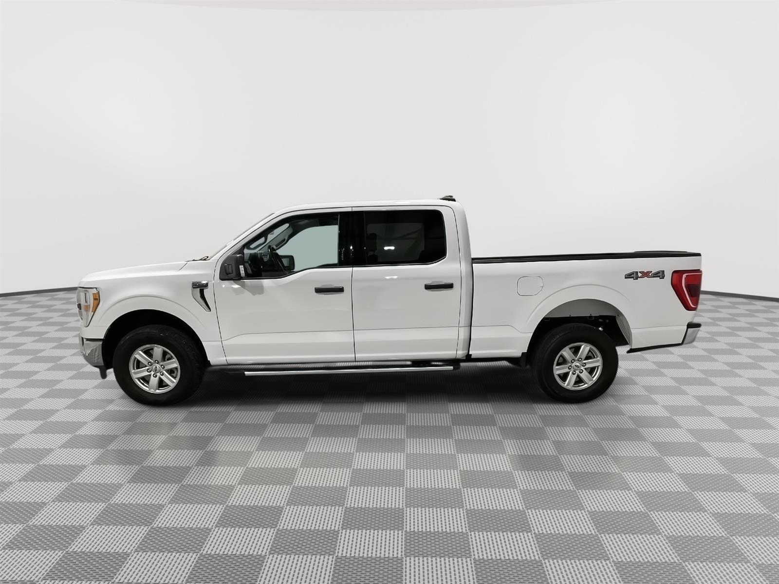 Used 2022 Ford F-150 XLT Crew Cab Truck for sale in St Joseph MO