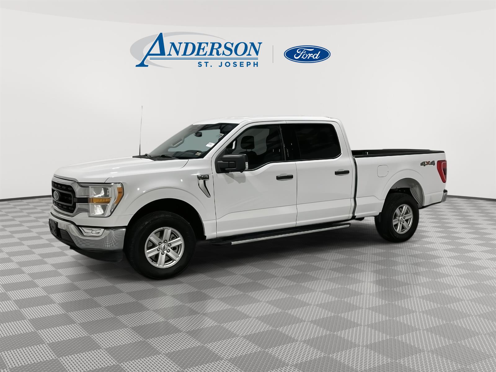 Used 2022 Ford F-150 XLT Crew Cab Truck for sale in St Joseph MO