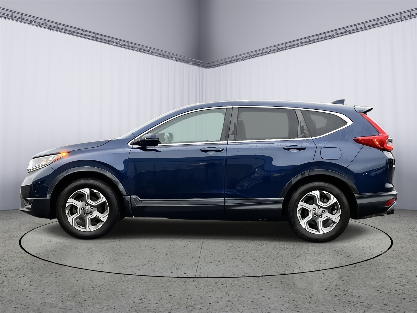 Used 2019 Honda CR-V EX with VIN 2HKRW2H56KH619192 for sale in Roseburg, OR