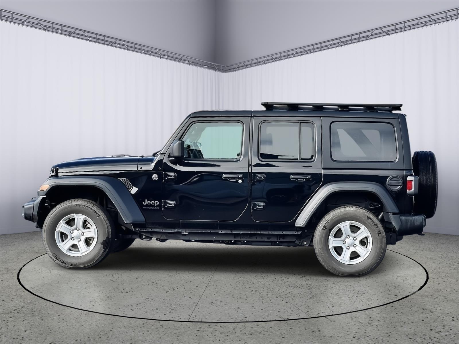 Used 2022 Jeep Wrangler Unlimited Sport S with VIN 1C4HJXDMXNW279676 for sale in Roseburg, OR