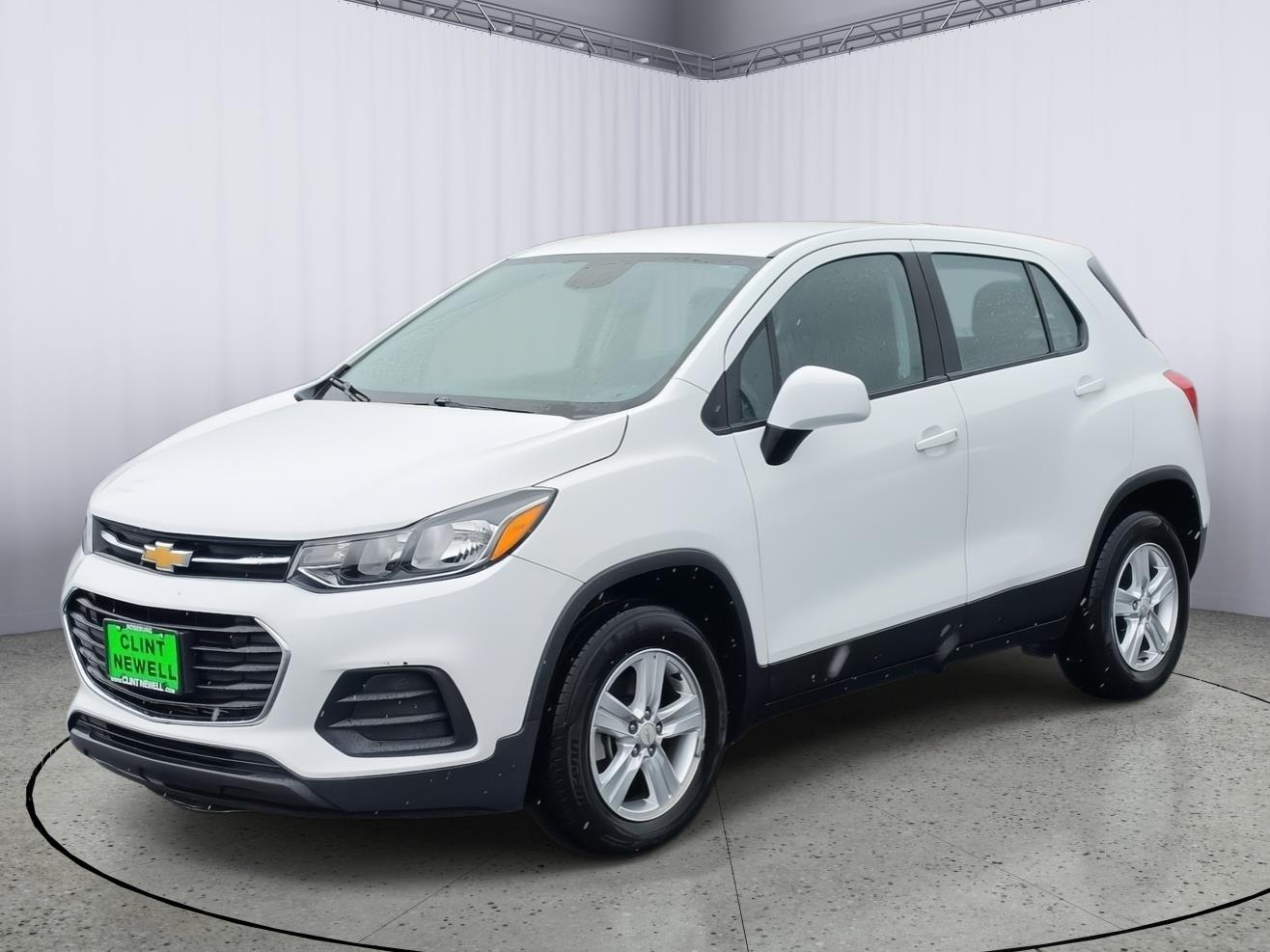 Summit White 2018 Chevrolet Trax LS AWD SUV / Crossover All-Wheel Drive 6-Speed Automatic