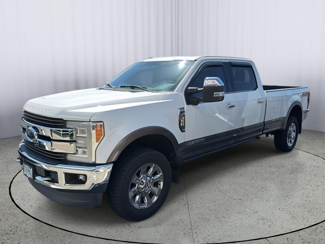 White Platinum Metallic Tri-Coat 2018 Ford F-350 Super Duty King Ranch Crew Cab 4WD Pickup Truck Four-Wheel Drive 6-Speed Automatic