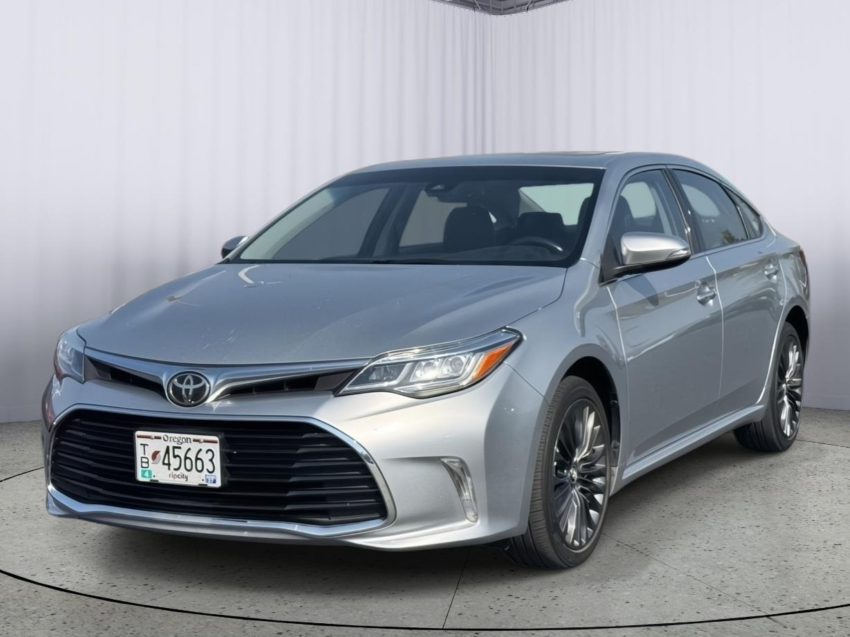  2018 Toyota Avalon Touring   