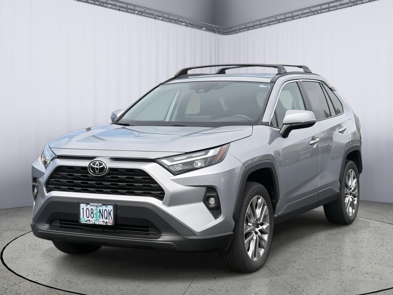 Silver Sky Metallic 2022 Toyota RAV4 SUV / Crossover All-Wheel Drive Automatic