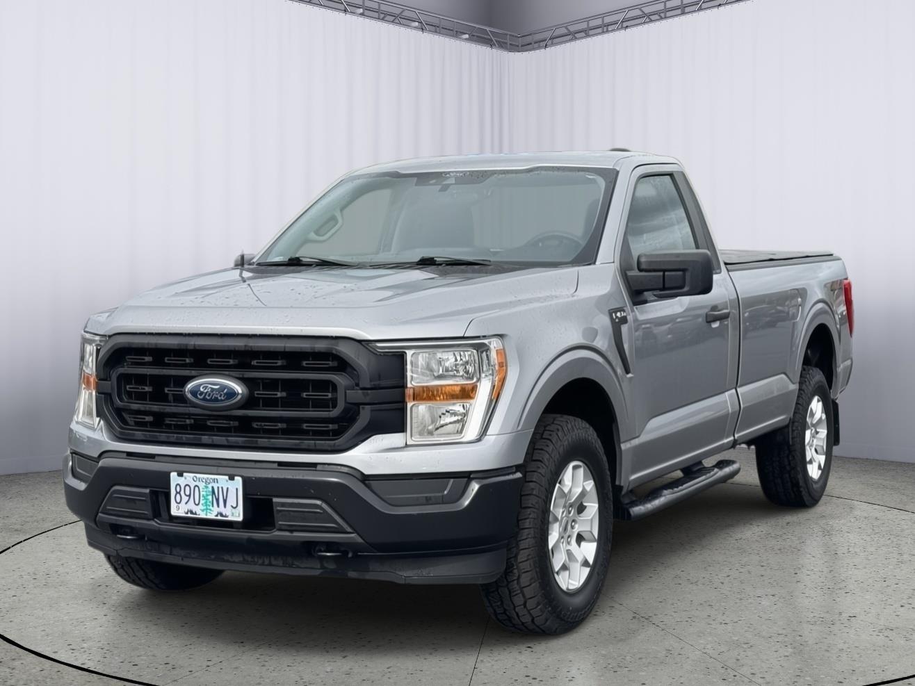 Iconic Silver Metallic 2022 Ford F-150 Pickup Truck Four-Wheel Drive Automatic
