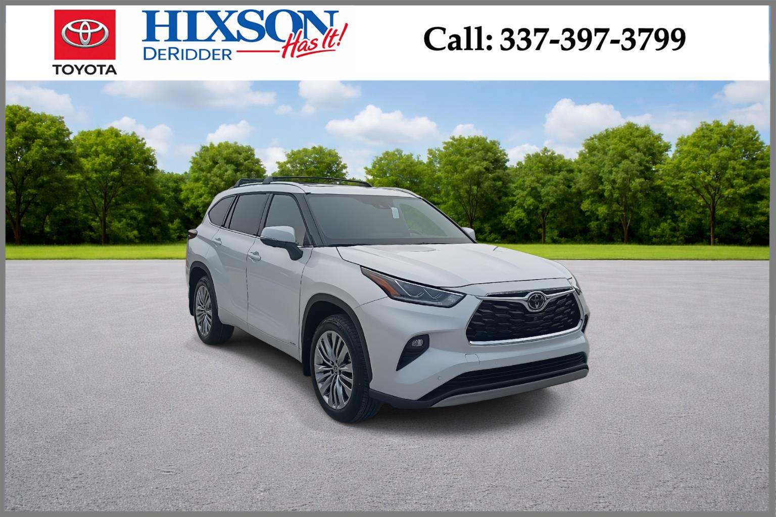 White (Wind Chill Pearl) 2026 Toyota Highlander Hybrid Platinum AWD SUV / Crossover All-Wheel Drive Continuously Variable Transmission
