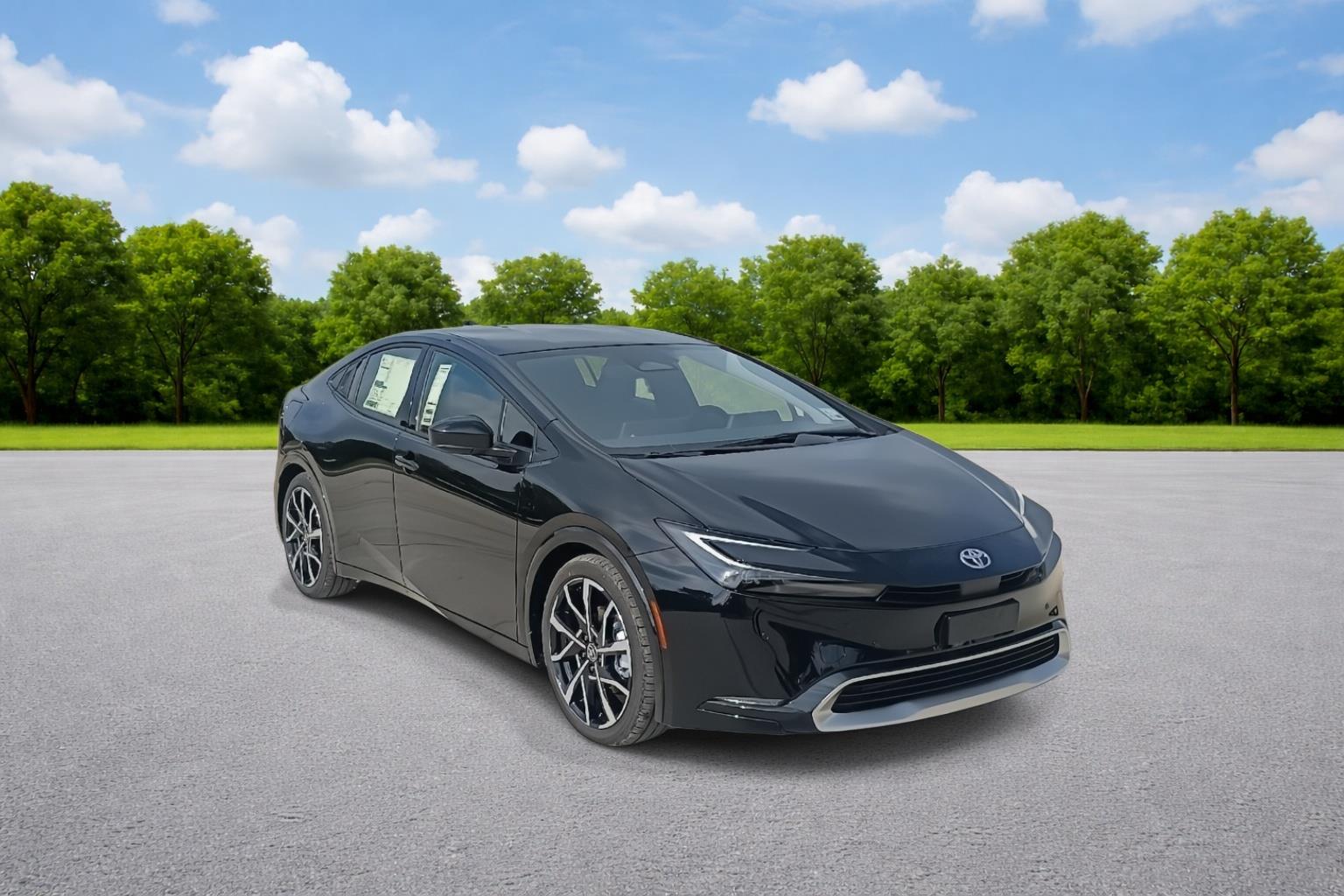 Midnight Black Metallic 2026 Toyota Prius Plug-In Hybrid XSE FWD Hatchback Front-Wheel Drive Continuously Variable Transmission