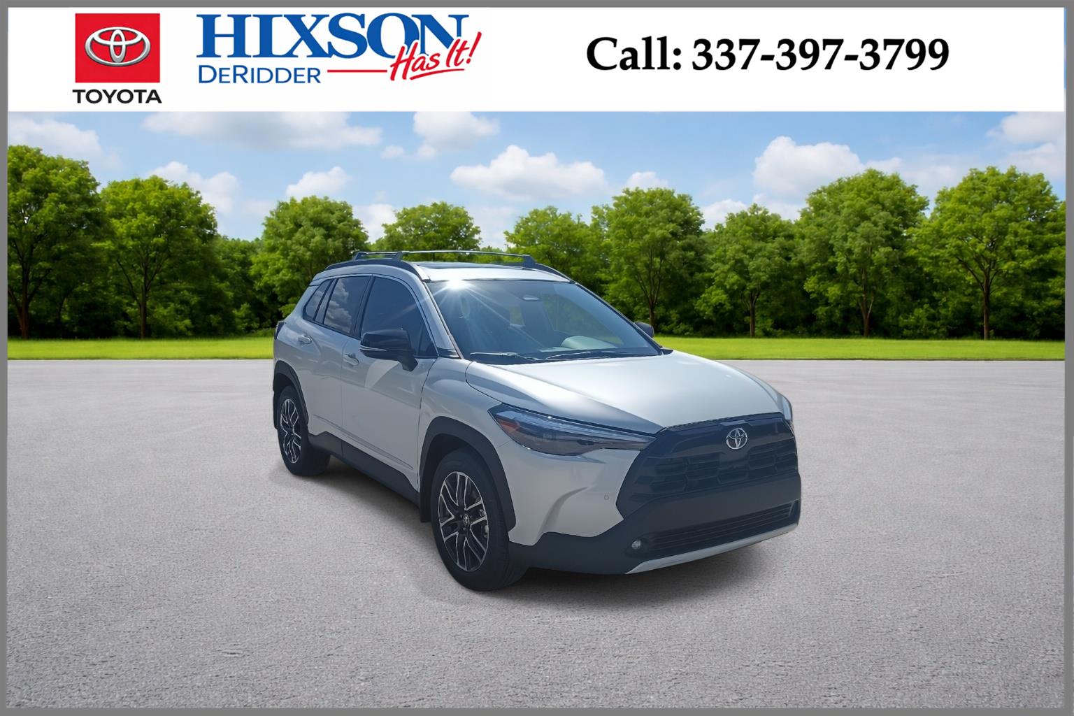 White (Wind Chill Pearl) 2026 Toyota Corolla Cross XLE FWD SUV / Crossover Front-Wheel Drive Continuously Variable Transmission