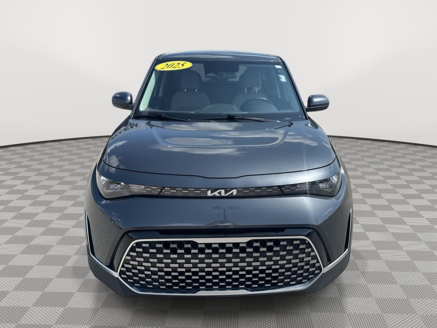 Gravity Gray 2025 Kia Soul SUV / Crossover Front-Wheel Drive Continuously Variable Transmission