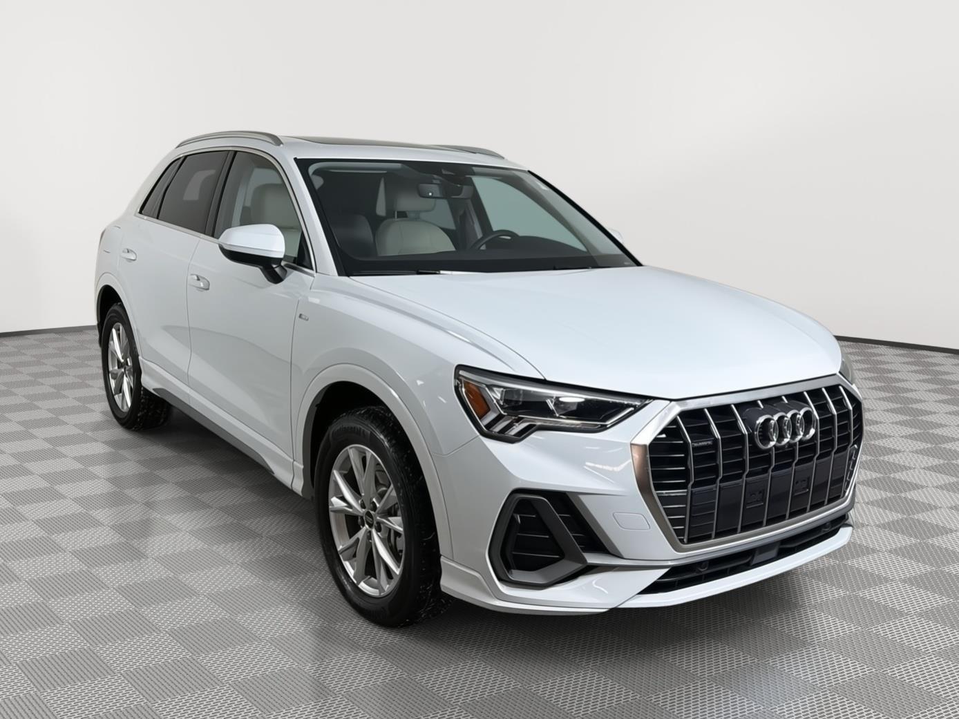 2025 Audi Q3 quattro Premium Plus S Line 45 TFSI