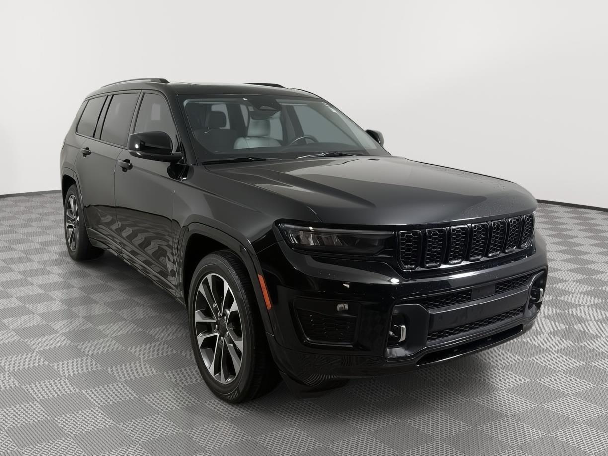 Diamond Black Crystal Pearlcoat 2021 Jeep Grand Cherokee L Overland 4WD SUV / Crossover Four-Wheel Drive 8-Speed Automatic
