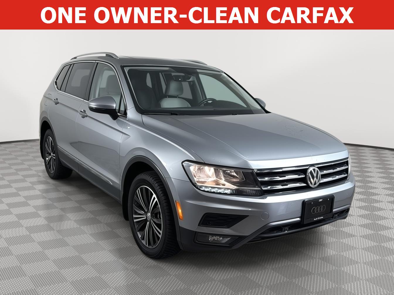 Pyrite Silver Metallic 2019 Volkswagen Tiguan SEL 4Motion SUV / Crossover All-Wheel Drive Automatic