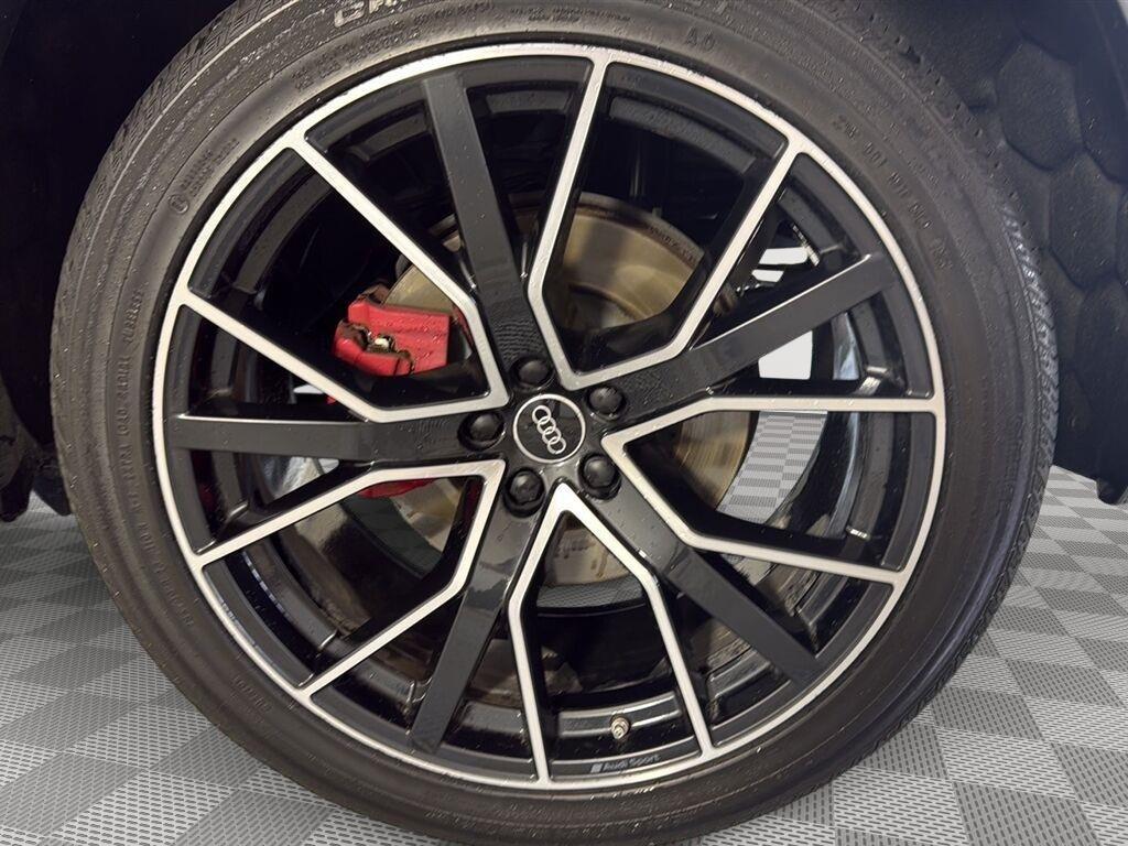 Used 2023 Daytona Gray Pearl Effect Audi Premium Plus image 9
