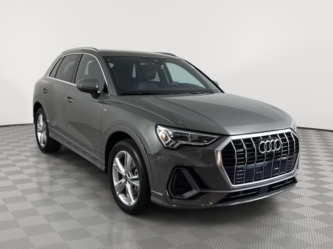 2022 Audi Q3 quattro Premium Plus S Line 45 TFSI