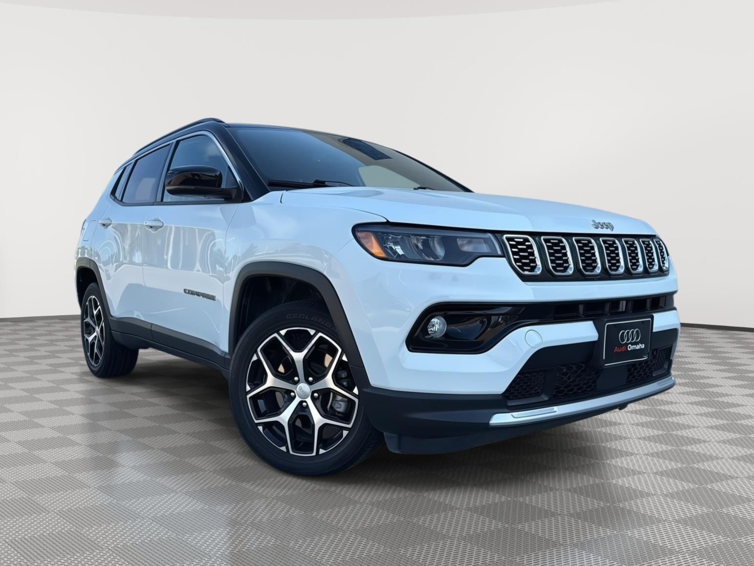 Bright White Clearcoat 2024 Jeep Compass SUV / Crossover Four-Wheel Drive Automatic