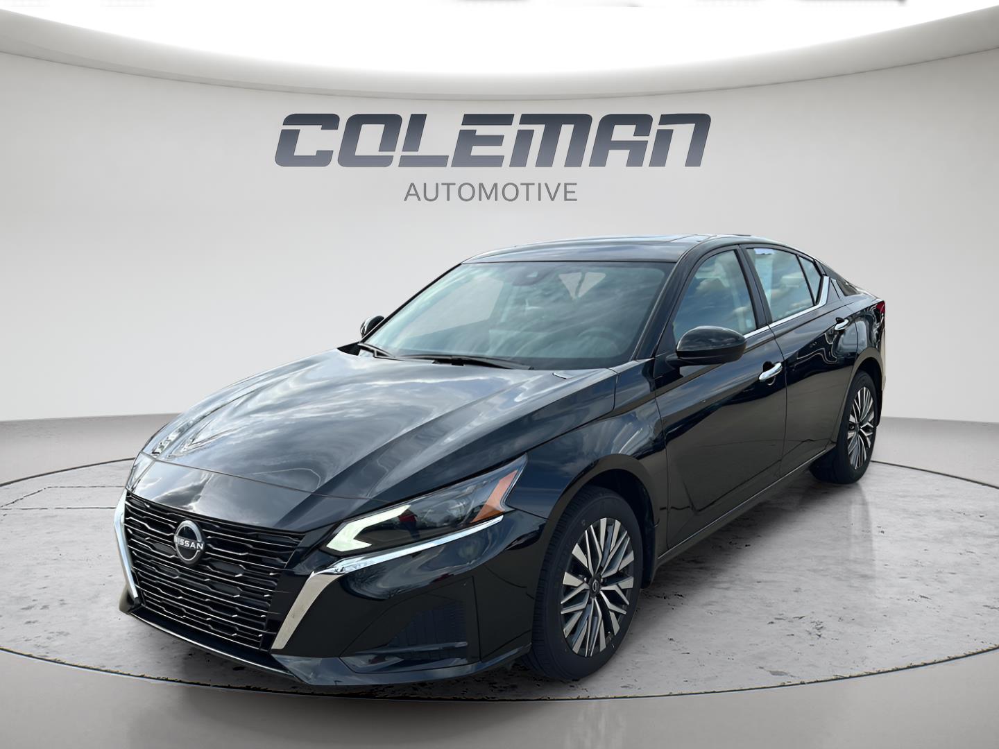 Super Black 2025 Nissan Altima 2.5 SV AWD Sedan All-Wheel Drive Continuously Variable Transmission