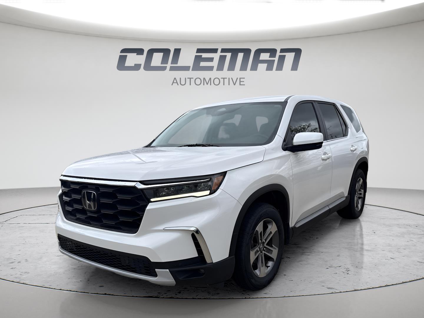 Platinum White Pearl 2023 Honda Pilot SUV / Crossover Front-Wheel Drive Automatic