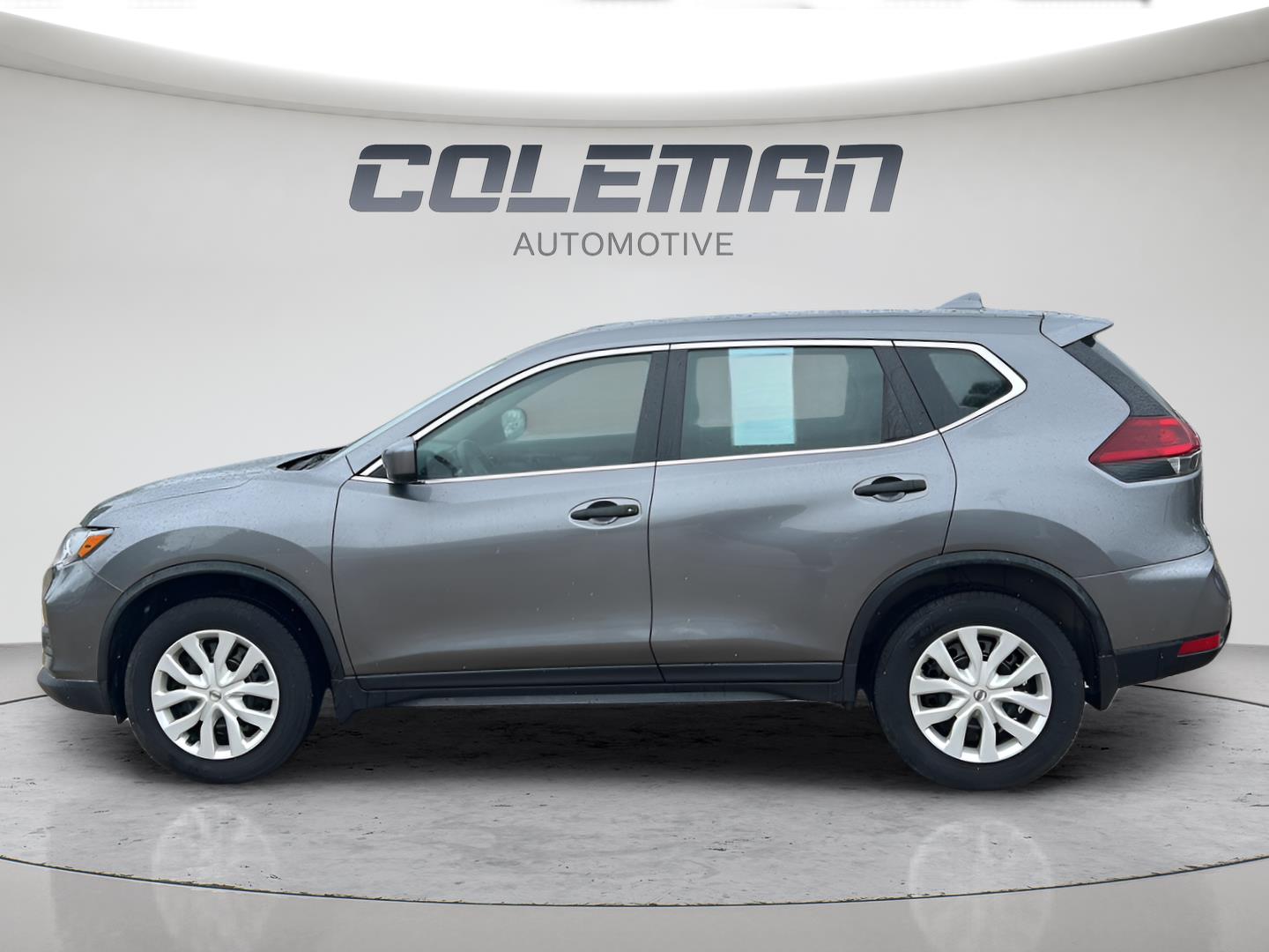 View vehicle photo 5