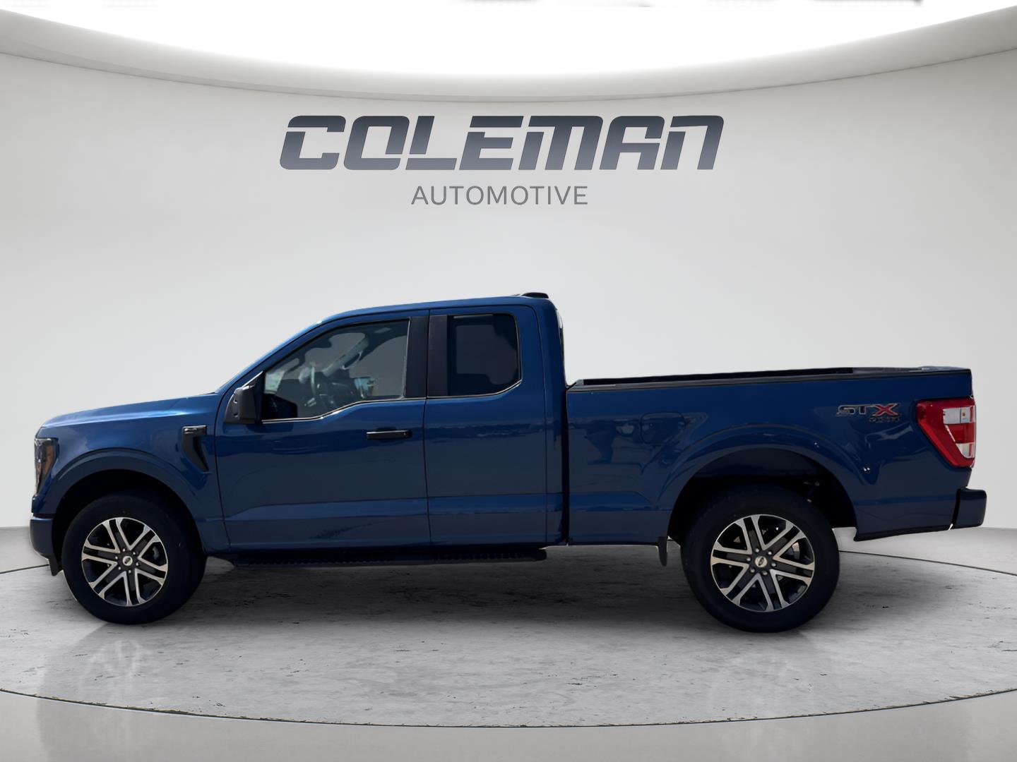 View vehicle photo 5