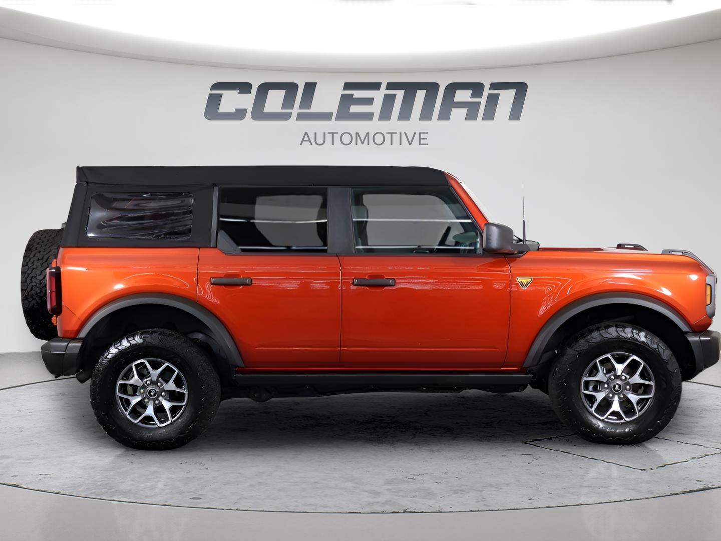 View vehicle photo 4