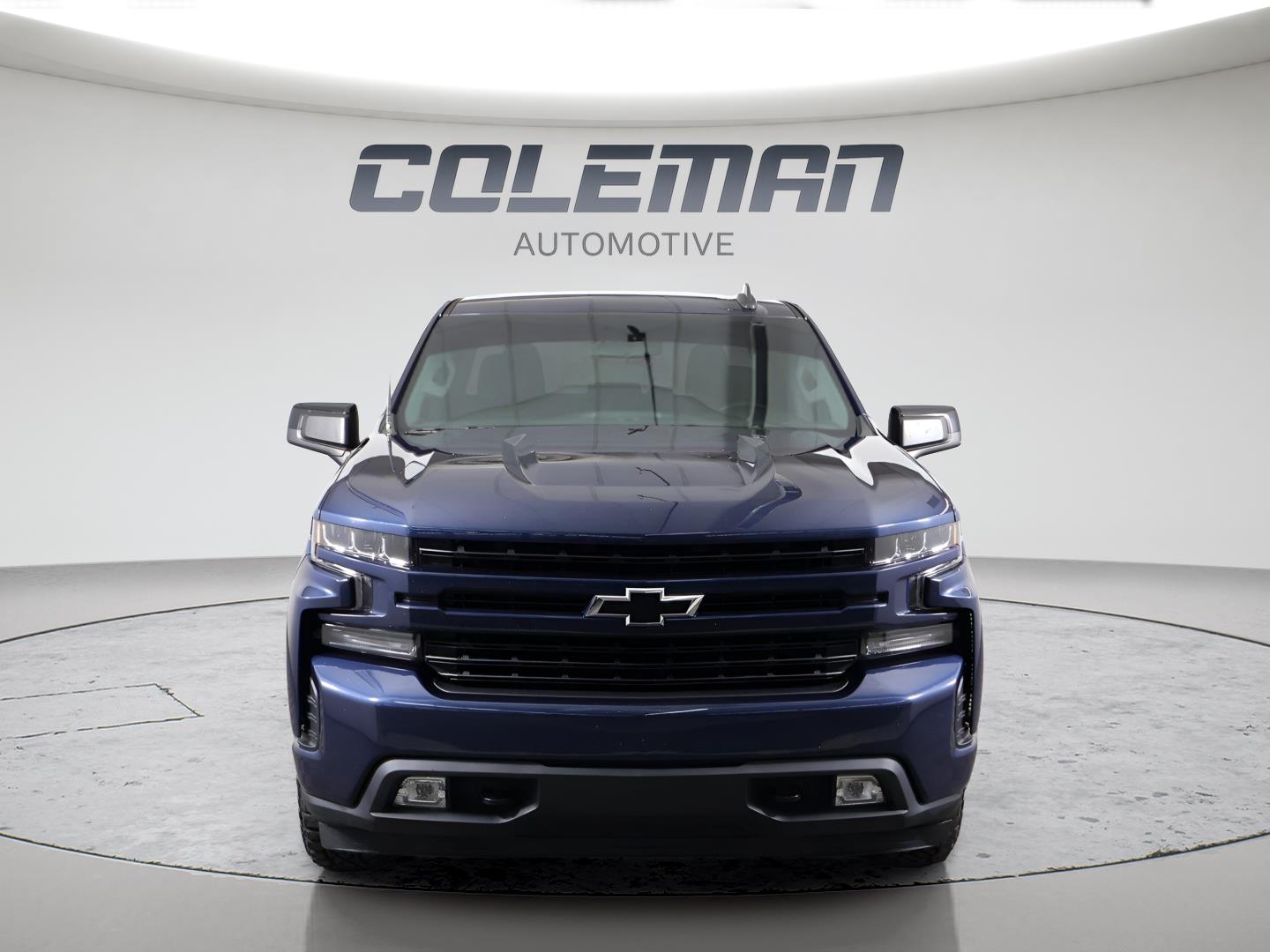 View vehicle photo 2