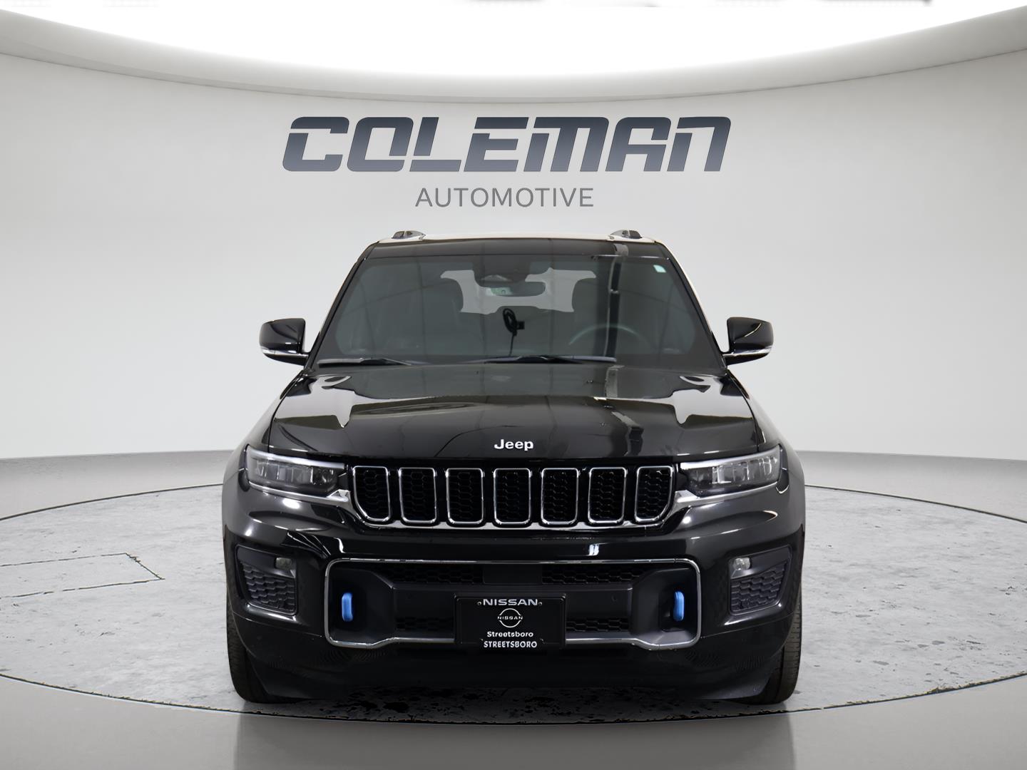 View vehicle photo 2