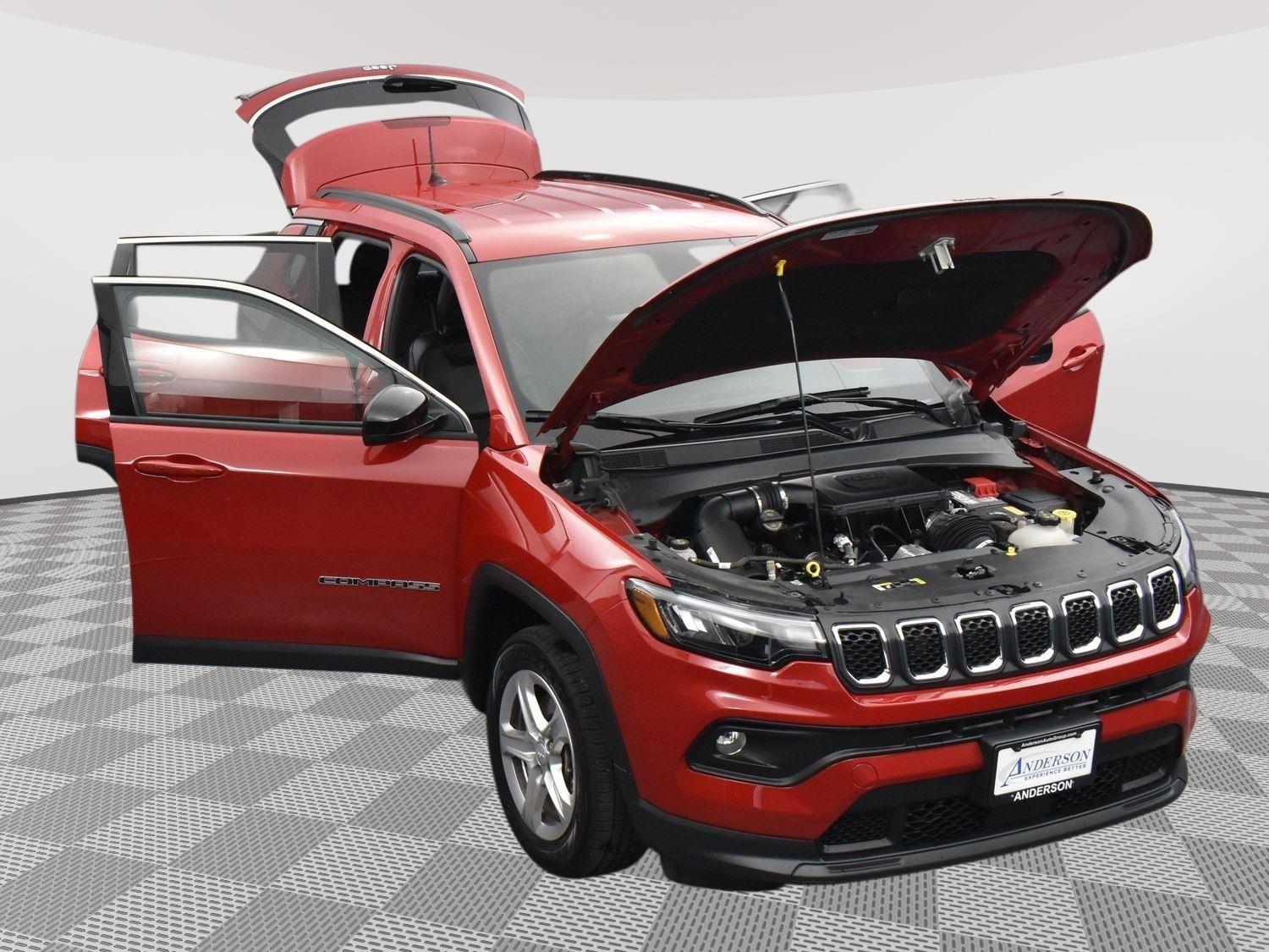 Used 2024 Jeep Compass Latitude SUV for sale in Grand Island NE