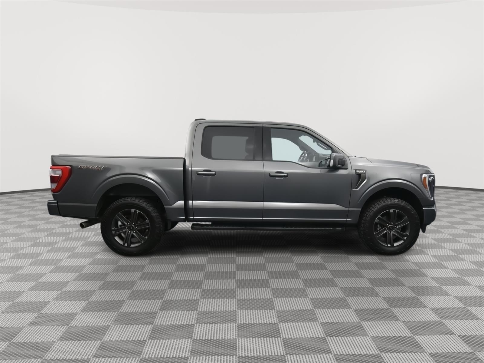 Used 2023 Ford F-150 Lariat Crew Cab Truck for sale in Grand Island NE