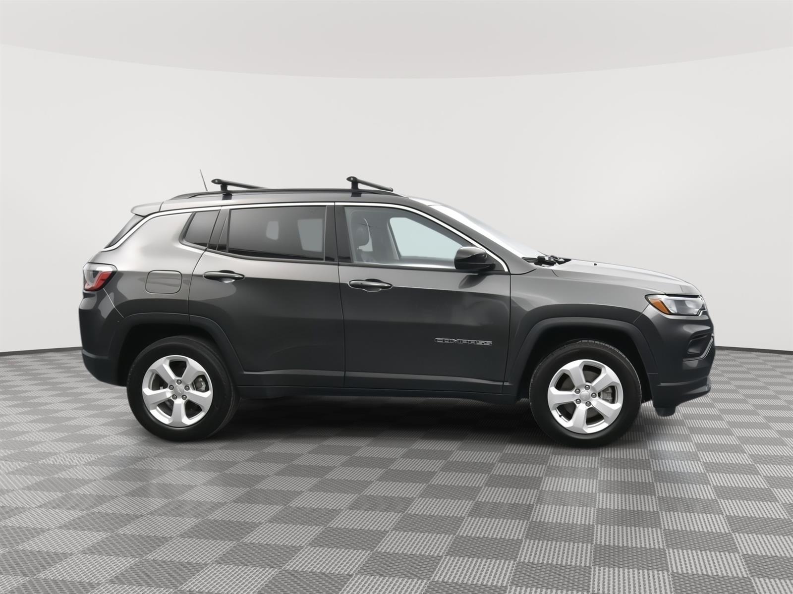 Used 2022 Jeep Compass Latitude SUV for sale in Grand Island NE