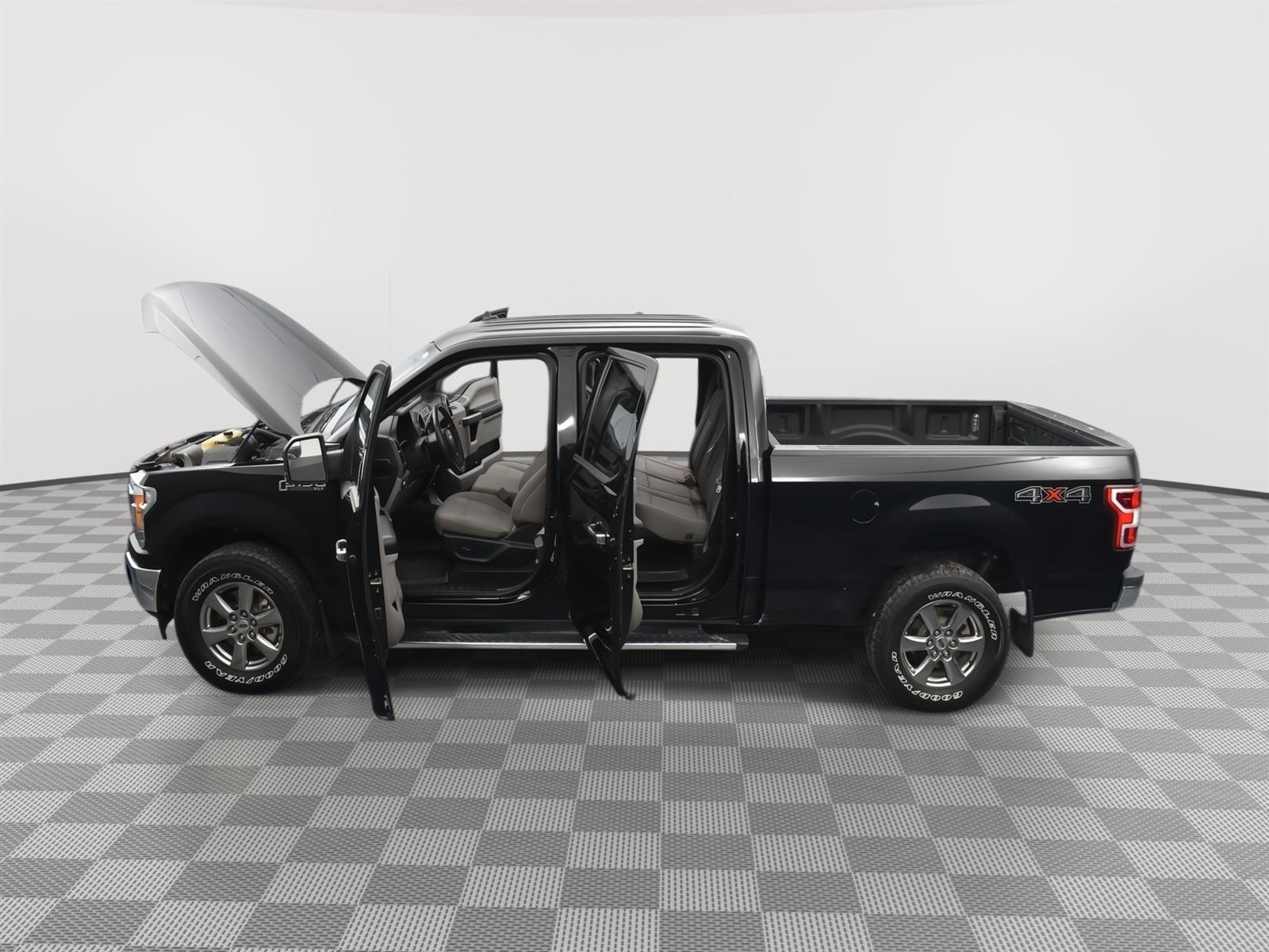 Used 2020 Ford F-150 XLT Crew Cab Truck for sale in Grand Island NE