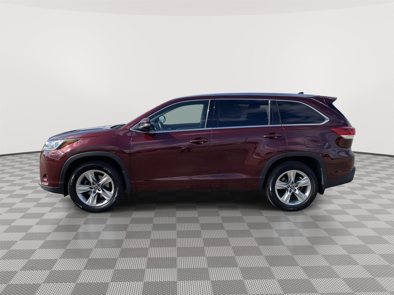 Used 2017 Toyota Highlander Limited SUV for sale in Grand Island NE