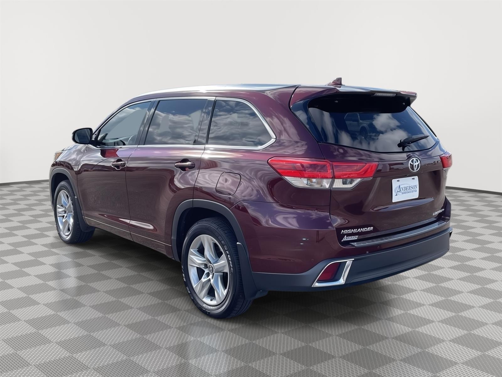 Used 2017 Toyota Highlander Limited SUV for sale in Grand Island NE