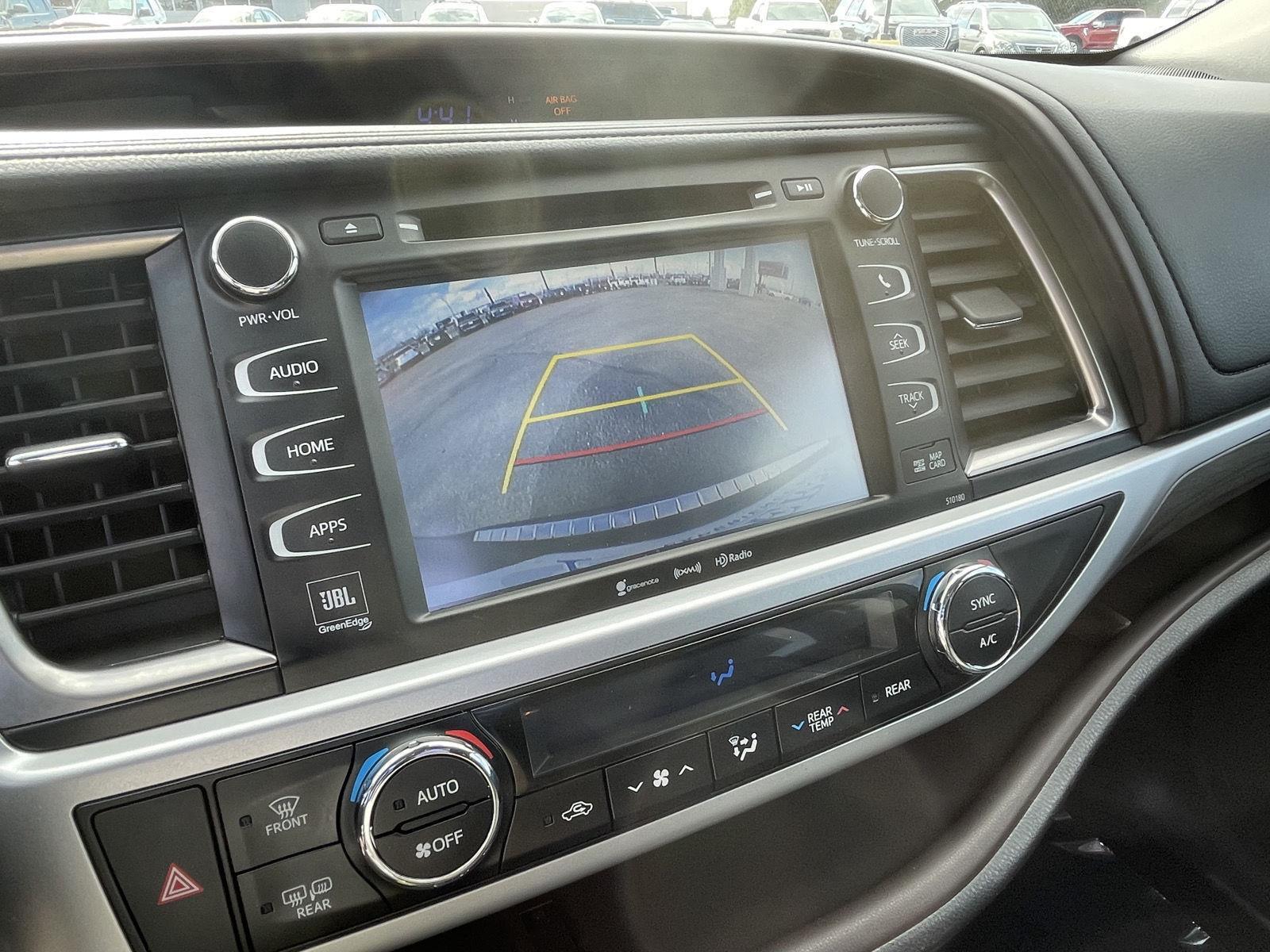 Used 2017 Toyota Highlander Limited SUV for sale in Grand Island NE