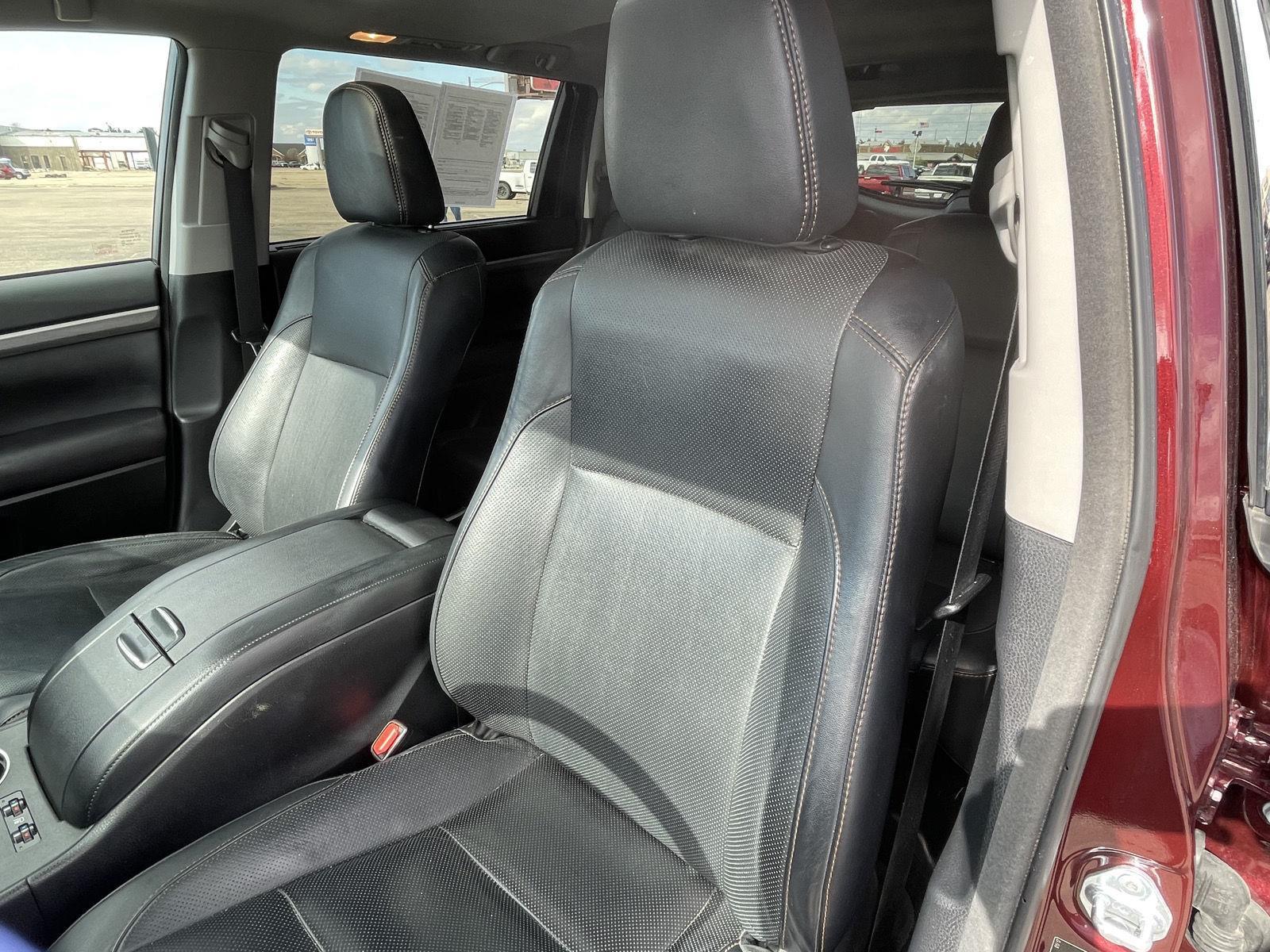 Used 2017 Toyota Highlander Limited SUV for sale in Grand Island NE