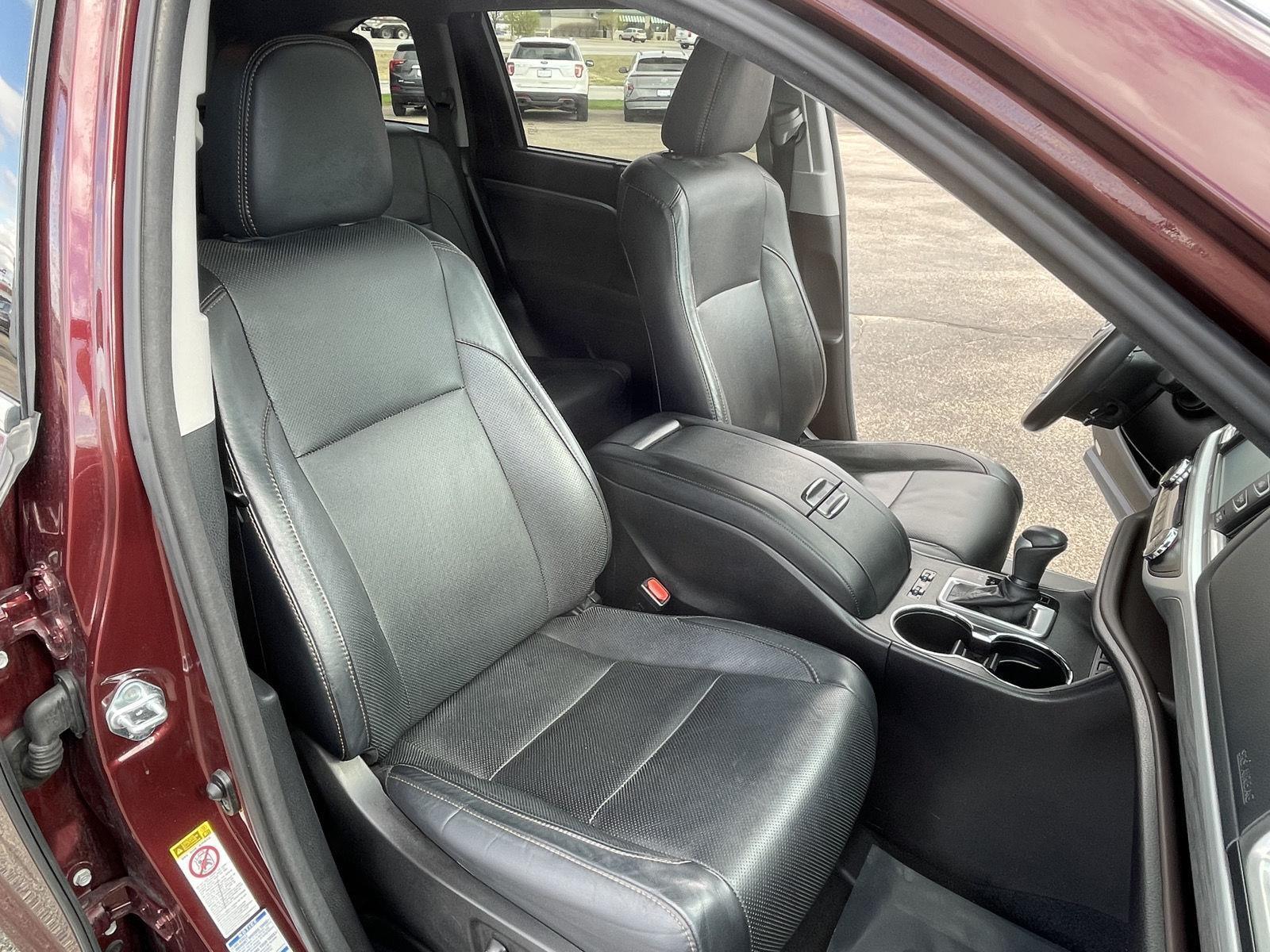 Used 2017 Toyota Highlander Limited SUV for sale in Grand Island NE