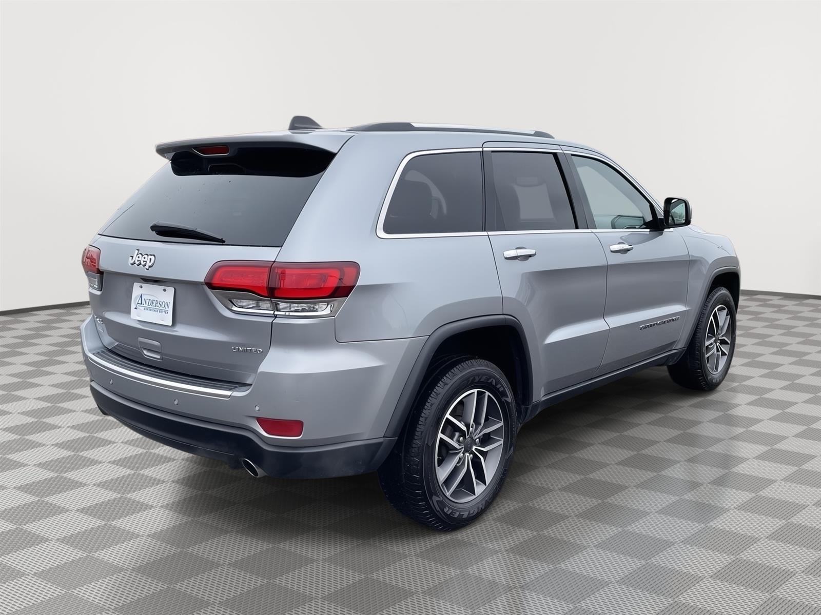 Used 2021 Jeep Grand Cherokee Limited SUV for sale in Grand Island NE